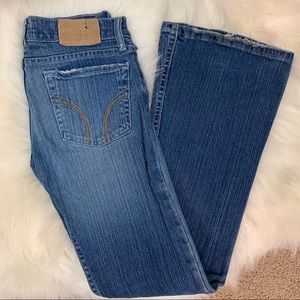 2️⃣/2️⃣0️⃣Hollister medium wash super flare jeans